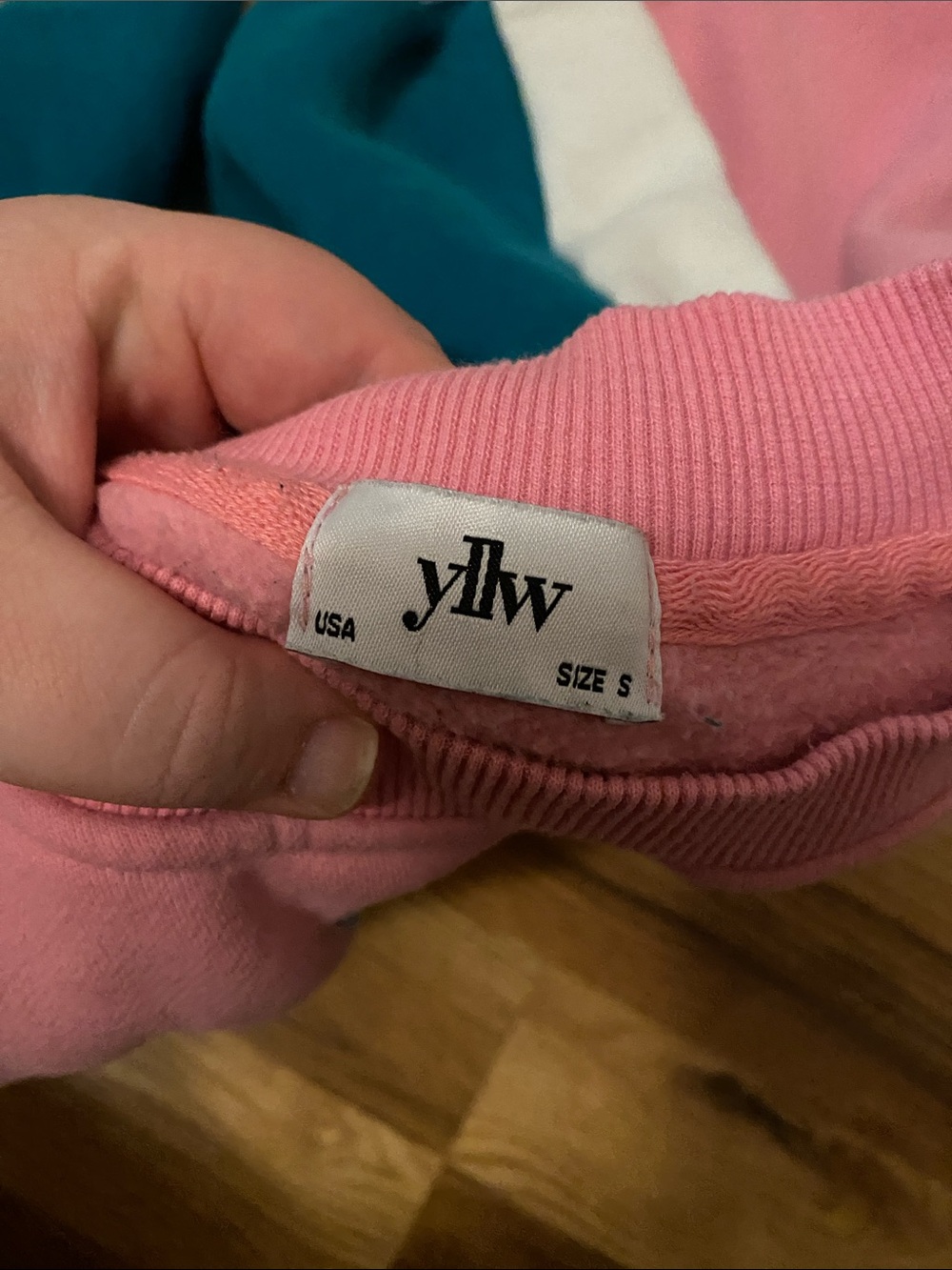 Cropped Out of Office Sweatshirt - Picture 5 of 5